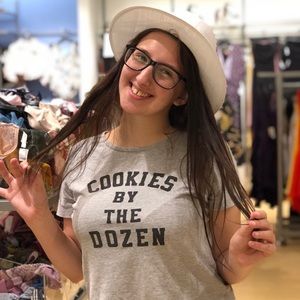 Meet your Posher, Emily